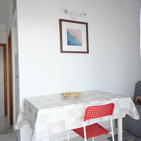 M468 - Marcelli, Bilocale Con Terrazzo A 100 Mt Dal Mare * Marcelli